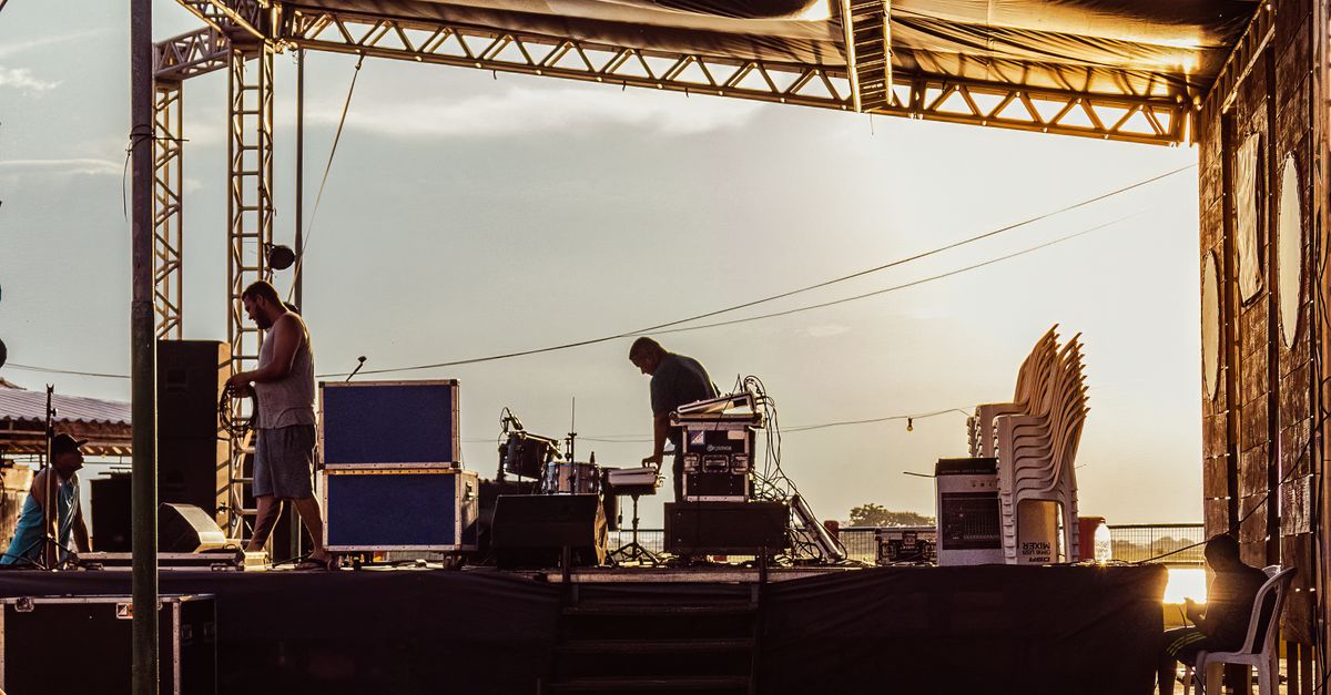 Budgeting for Audio Visual Packages: What to Expect