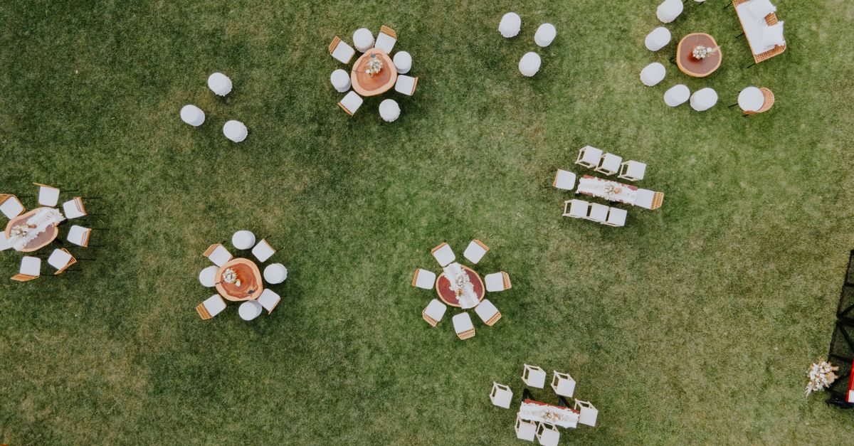 Choosing the Right Table Sizes for Your Event in Sydney